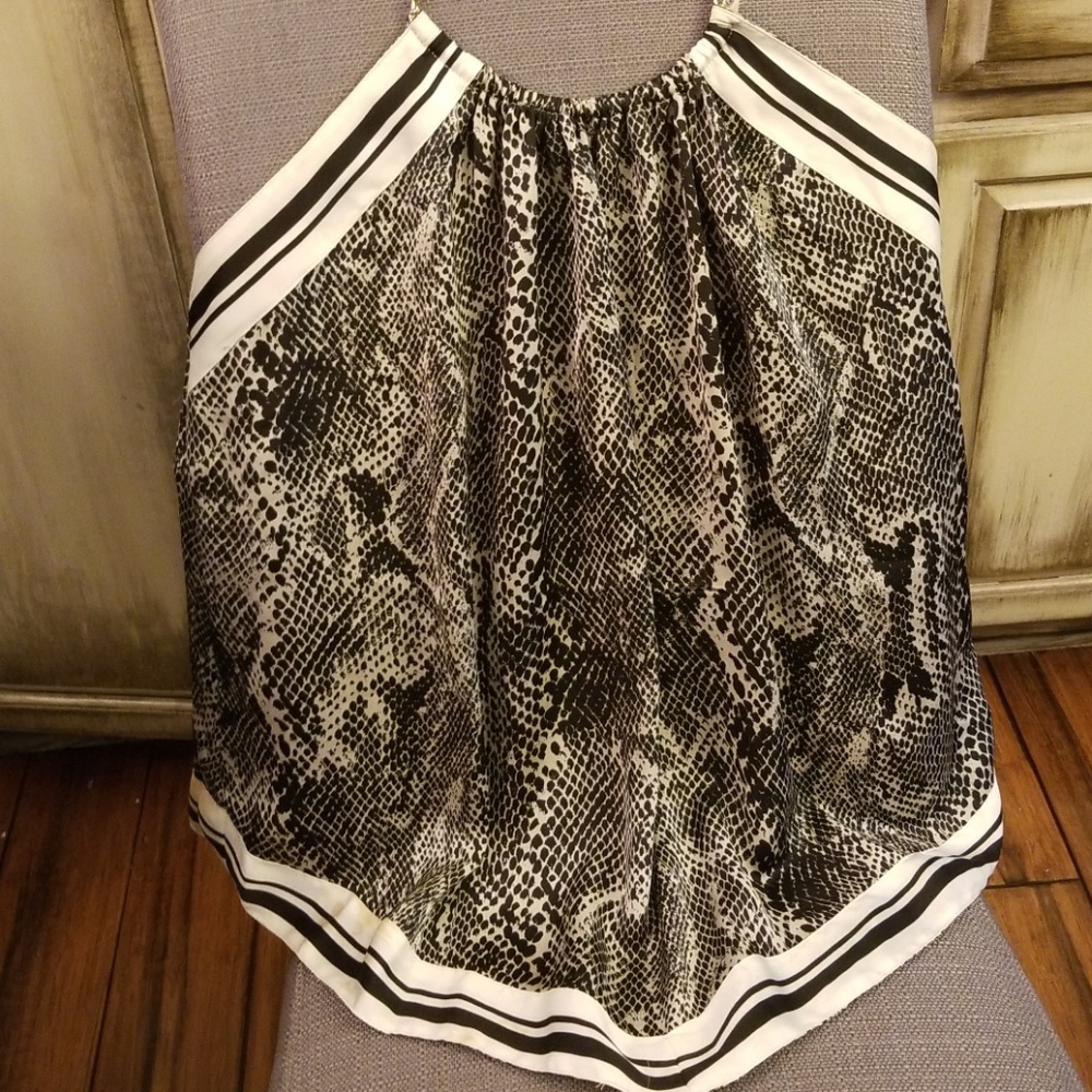 Express halter top - Picture 6 of 8